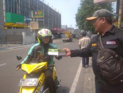 Indahnya Bersedekah pada Hari Jum’at Bersama Pengurus Korwil FWJI Tangerang Kota