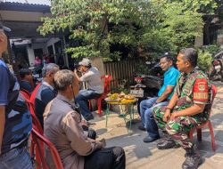 Lewat Komsos, Babinsa Kelurahan Cokoko Lakukan Pembinaan Wilayah