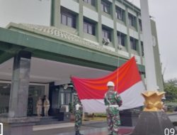 Upacara Pengibaran Bendera Merah Putih di Makodim 0505/JT