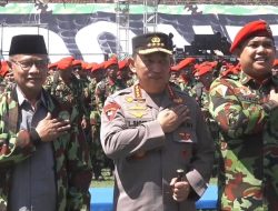 Kapolri Pimpin Apel Akbar Kokam Pemuda Muhammadiyah 2025 di Yogyakarta, Tegaskan Sinergi Ketahanan Pangan