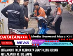 Ditpamobvit Polda Metro Jaya Sigap Tolong Korban Kecelakaan di Petojo Jakpus