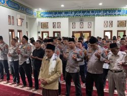 Polres Sukabumi Laksanakan Shalat Ghaib dan Doa Bersama untuk Dua Anggota Polri yang Gugur serta Korban Bencana Cisarua