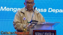 Wamenaker: Dunia Kerja Tak Hanya Lihat Ijazah, tapi juga Kompetensi