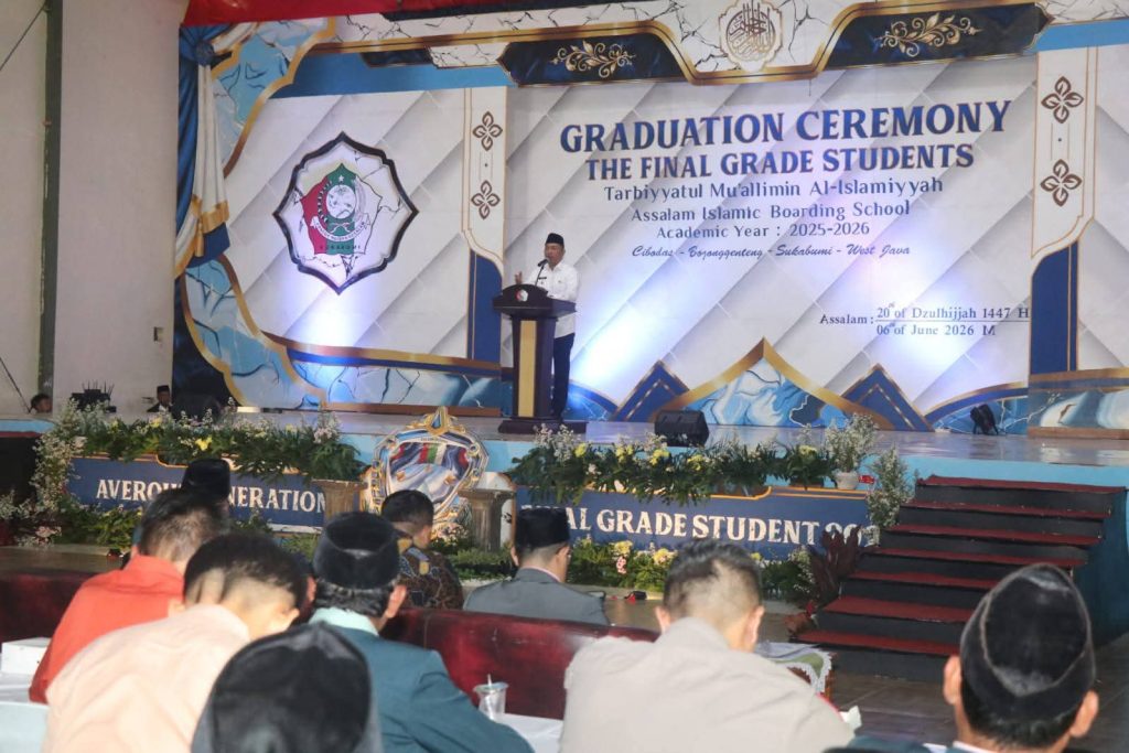 Wabup Sukabumi Hadiri Wisuda Santri Ponpes Assalam Putra, Minta Dalami Sains dan Teknologi