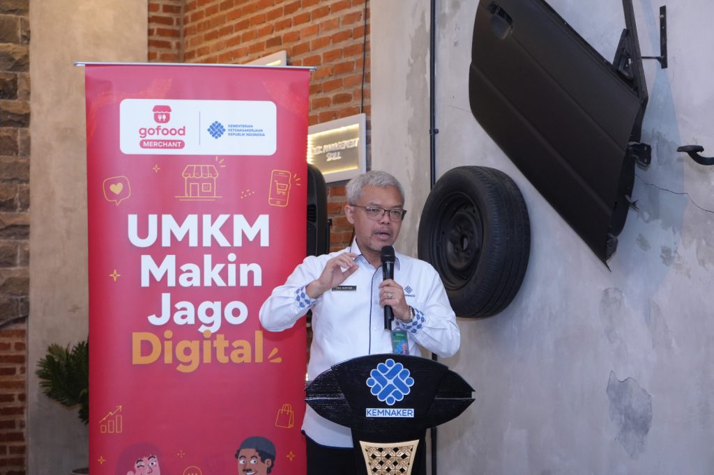 Kemnaker dan GoTo Perkuat Literasi Digital TKM Sektor Kuliner di Bandung