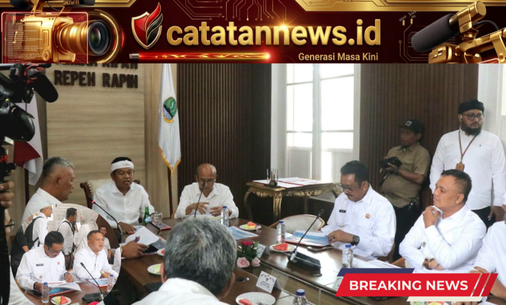 Bupati Sukabumi Hadiri Deklarasi IUP Bersama Gubernur Dedi Mulyadi: Tambang  Wajib Jaga Lingkungan