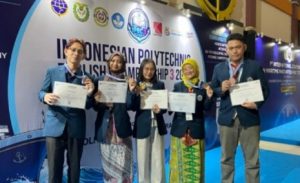 Membanggakan! Mahasiswa Polteknaker Raih 10 Penghargaan di Dua Ajang Nasional