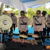 Polwan Polda Metro Jaya Ziarah dan Tabur Bunga di TPBU Giri Tama Bogor